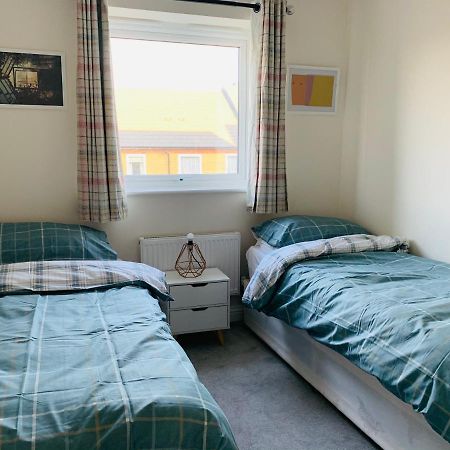 Alpha, Private Double Room, City Centre, Free Parking, Sittingbourne, Kent Exteriör bild